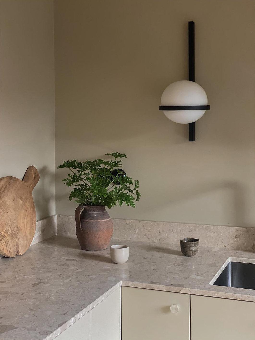 palma-wall-lamp