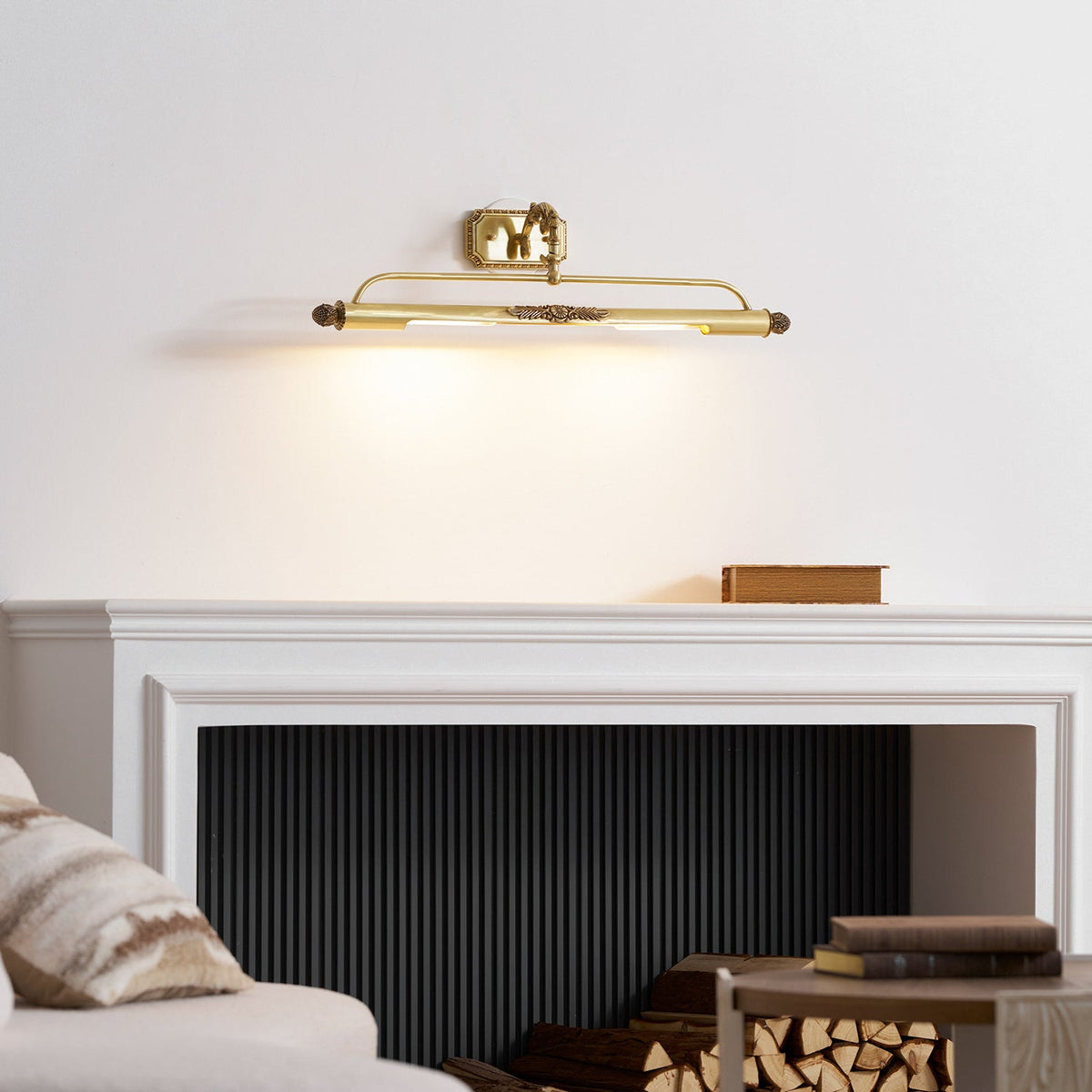 pania-brass-wall-lamp