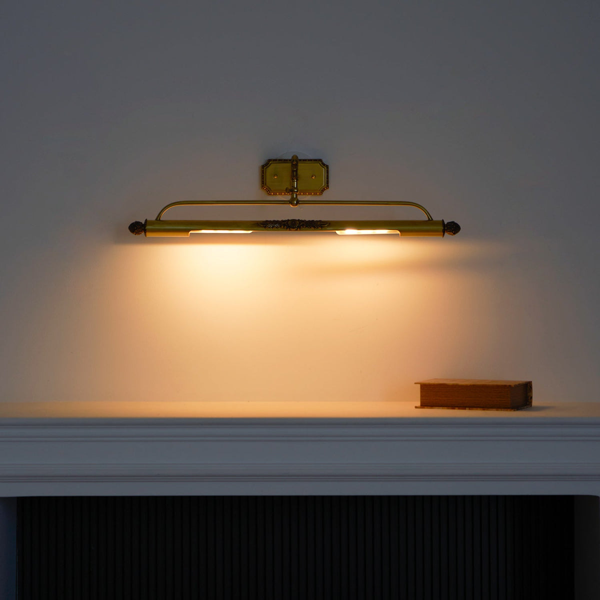pania-brass-wall-lamp