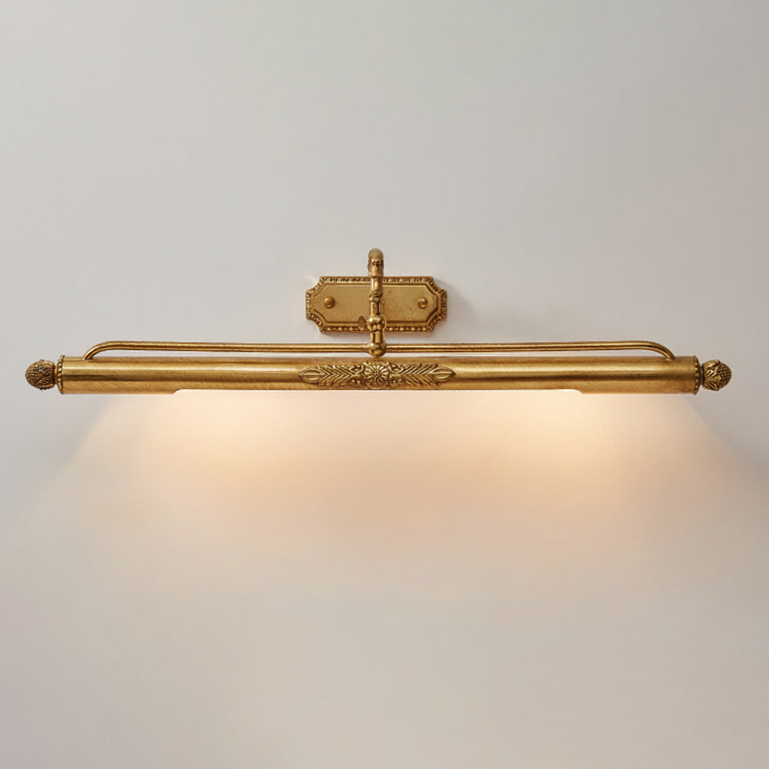 pania-brass-wall-lamp