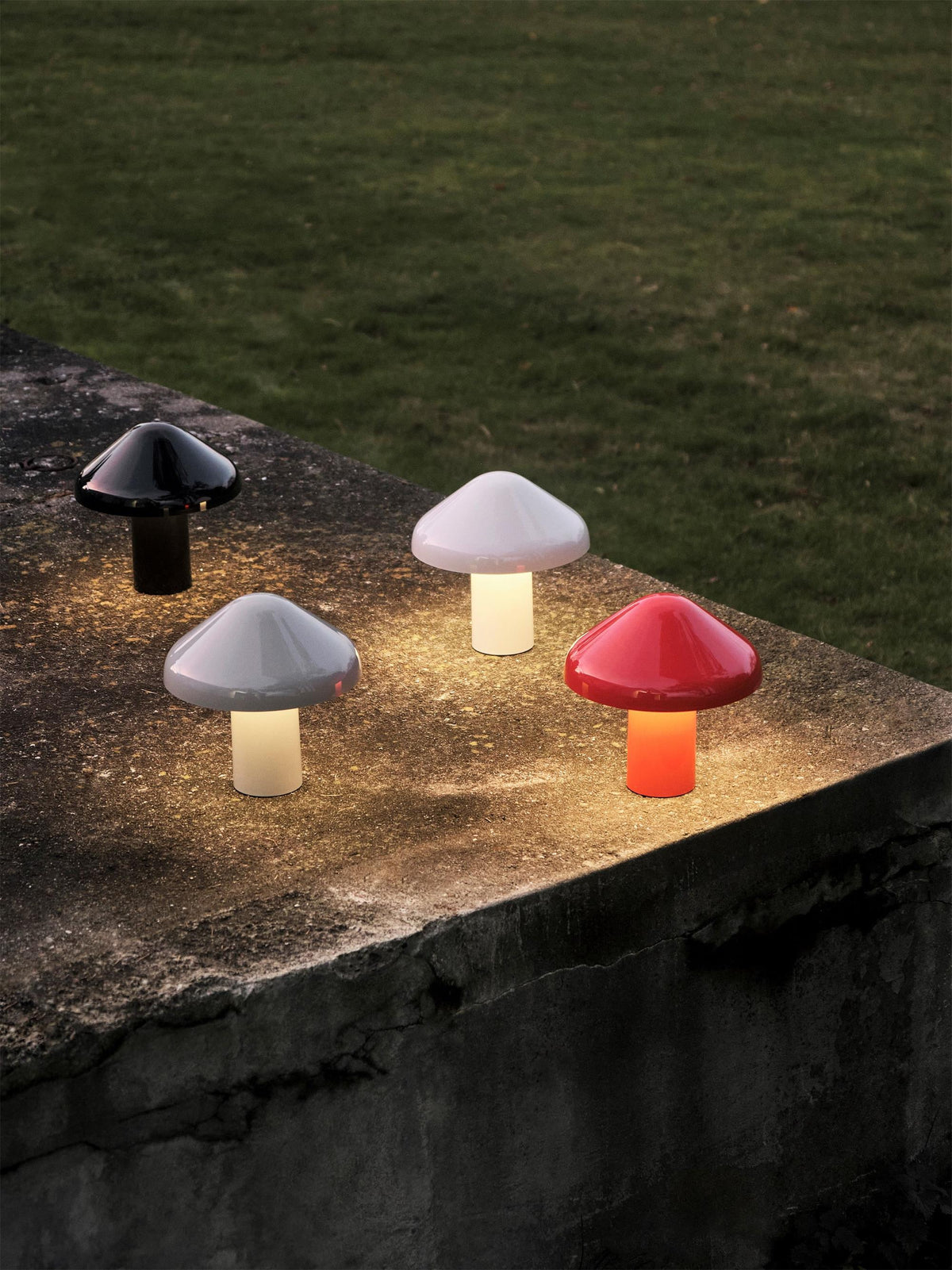 pao-portable-table-lamp