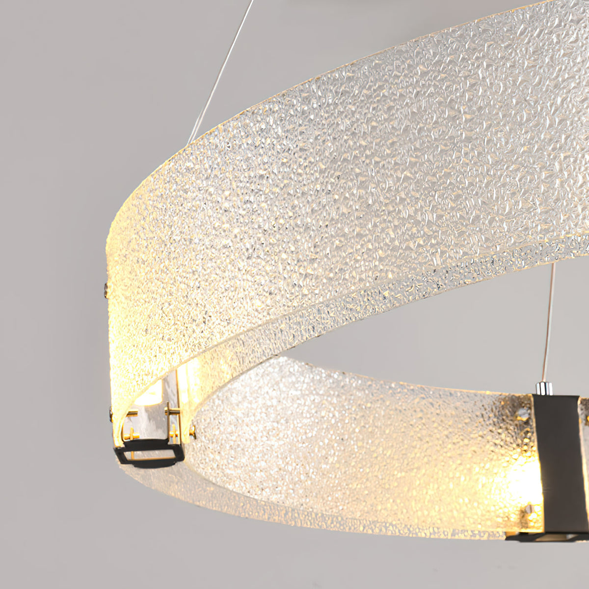 parallel-ring-chandelier