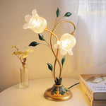 pastoral-floral-table-lamp