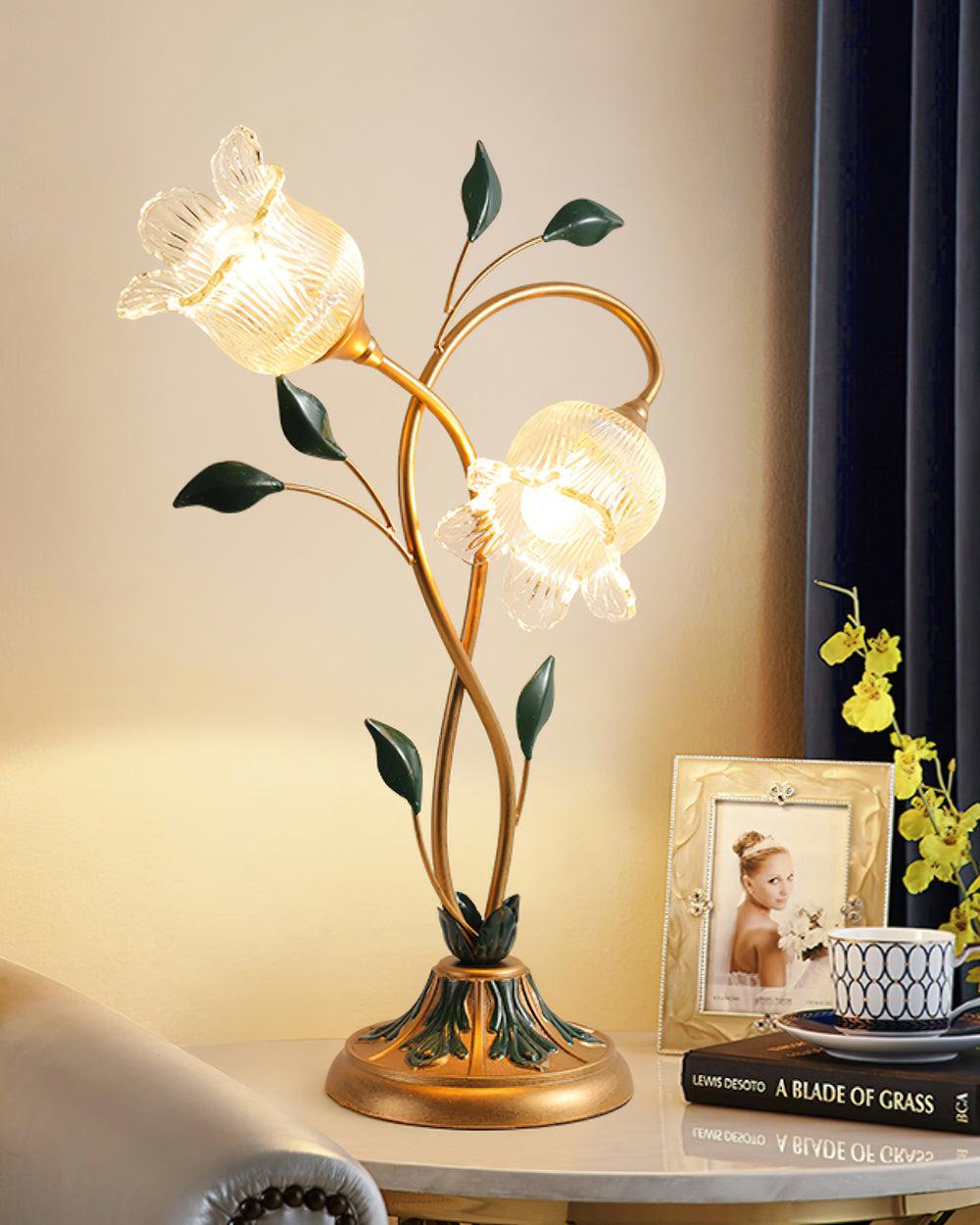 pastoral-floral-table-lamp