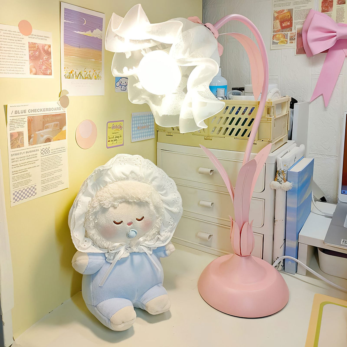 Pastoral Flower Table Lamp