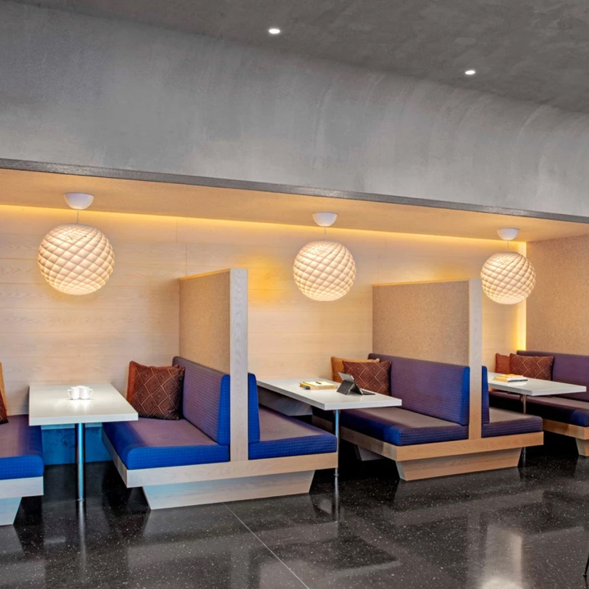 Patera Pendant Light