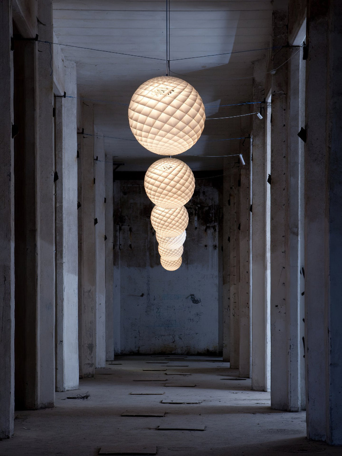 Patera Pendant Light