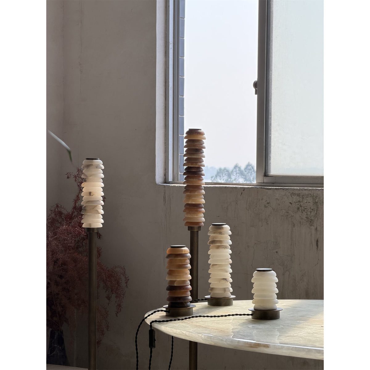 payson-alabaster-floor-lamp