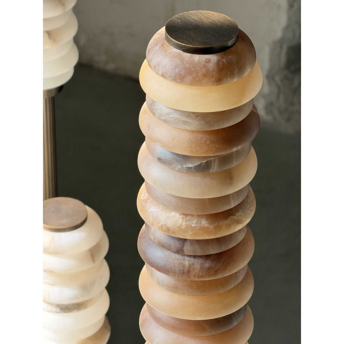 payson-alabaster-floor-lamp