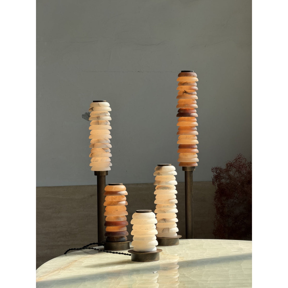 payson-alabaster-table-lamp