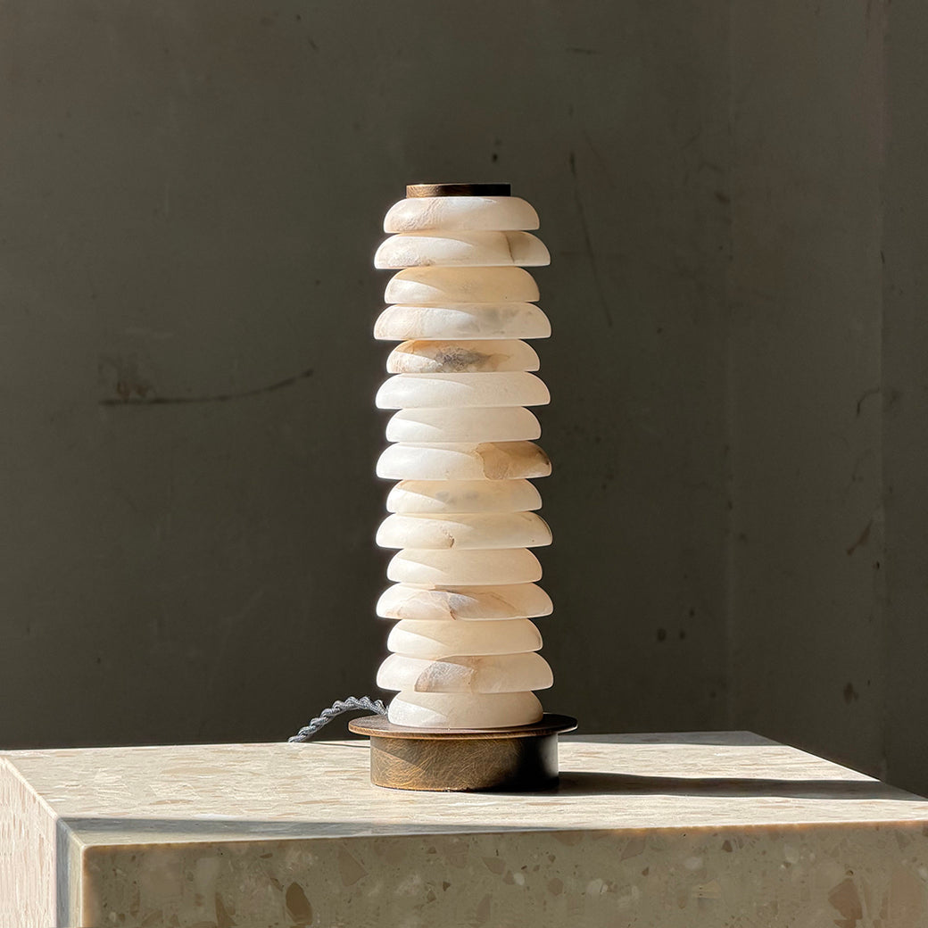 payson-alabaster-table-lamp