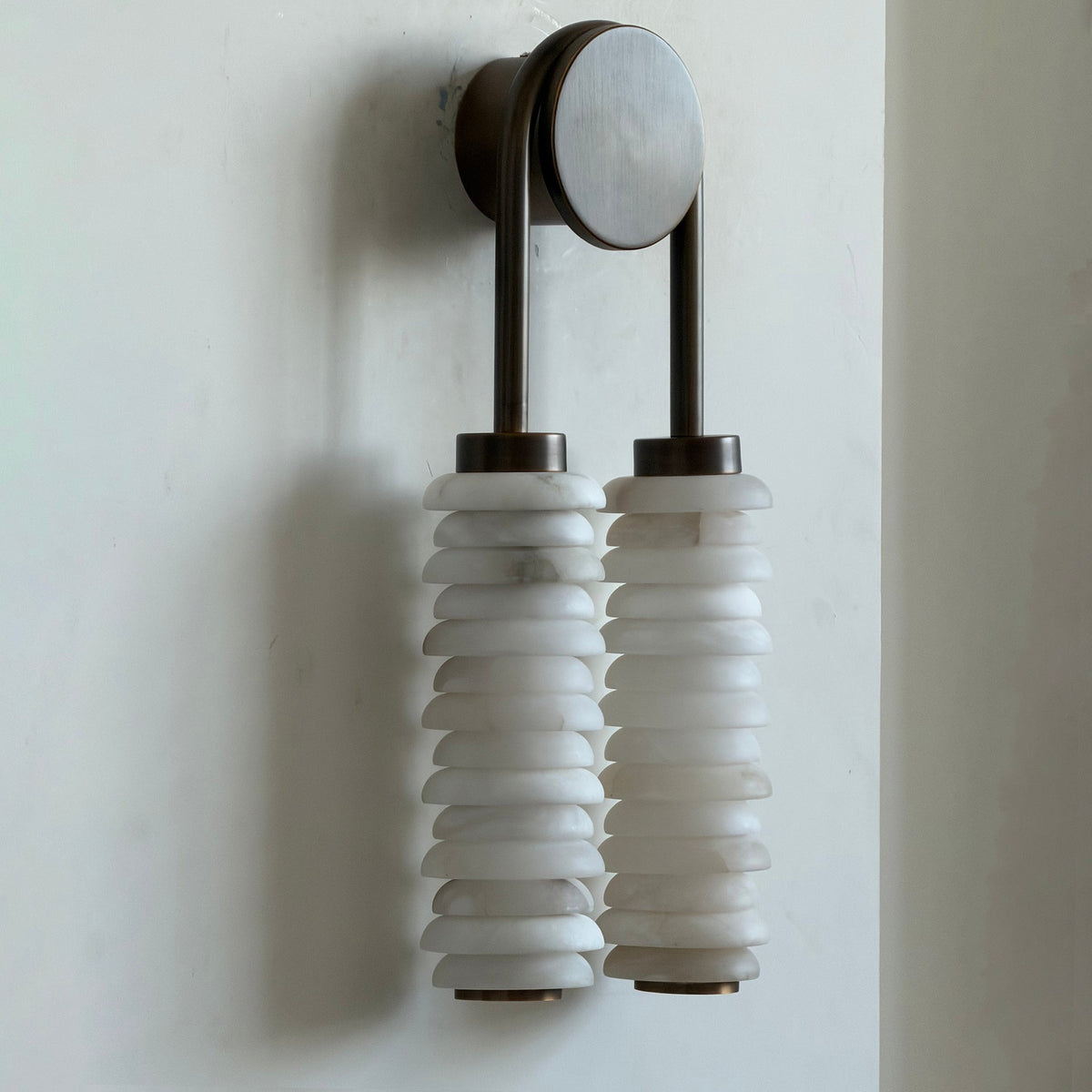 Calla Ribbed Alabaster Wall Sconce with Antique Brass Accents