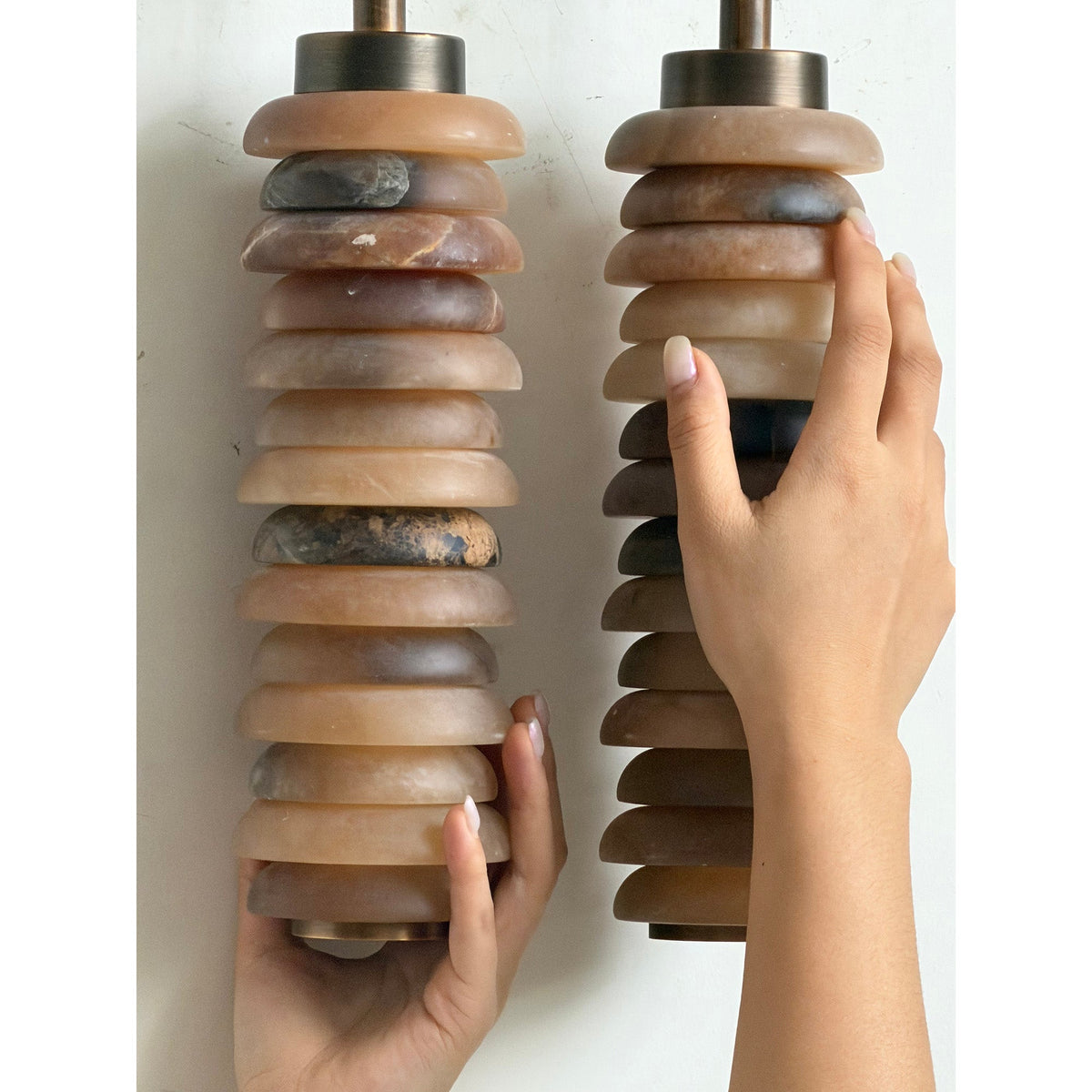 payson-alabaster-wall-lamp