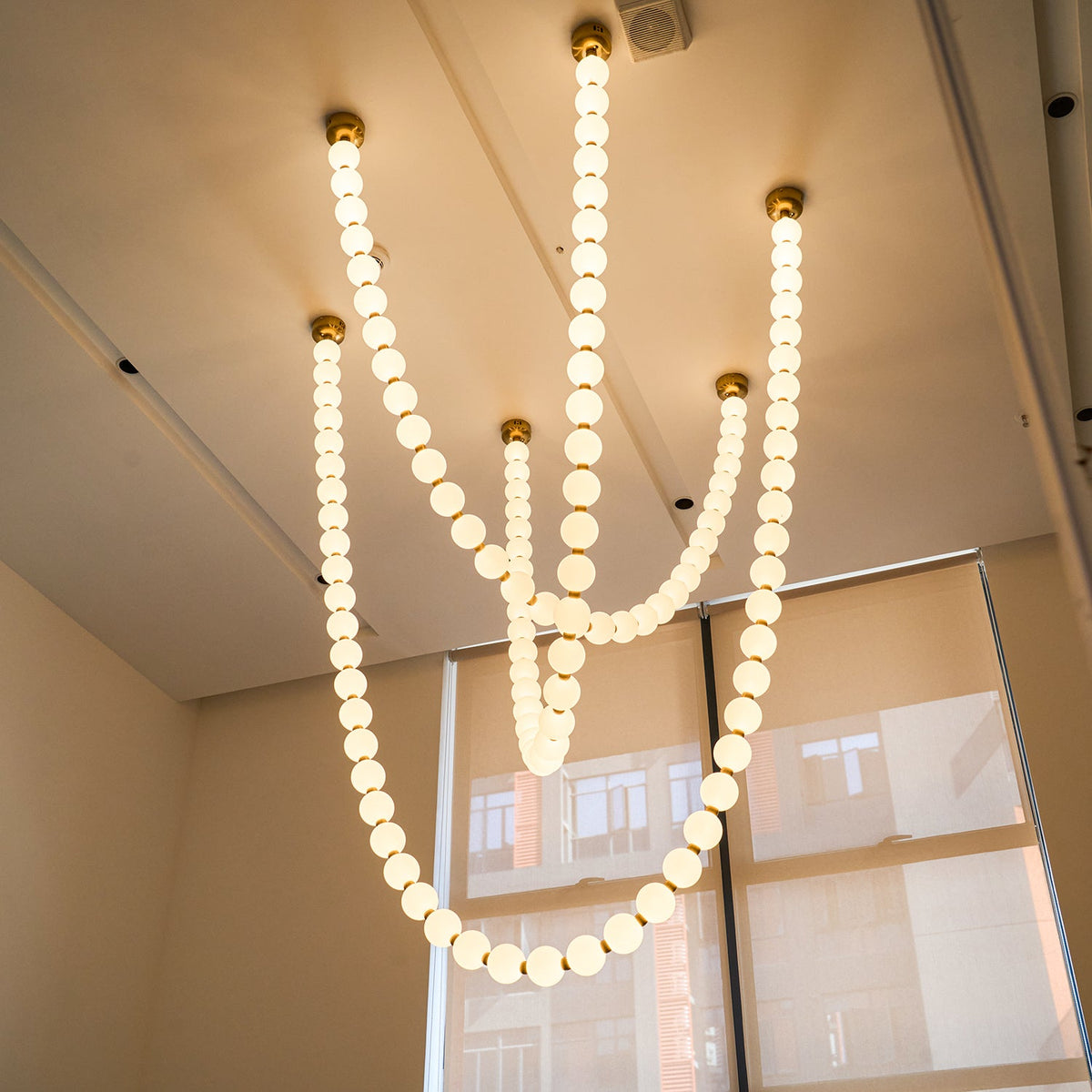 Pearl Necklace Acrylic Ball Chandelier, Modern Gold LED Pendant Light