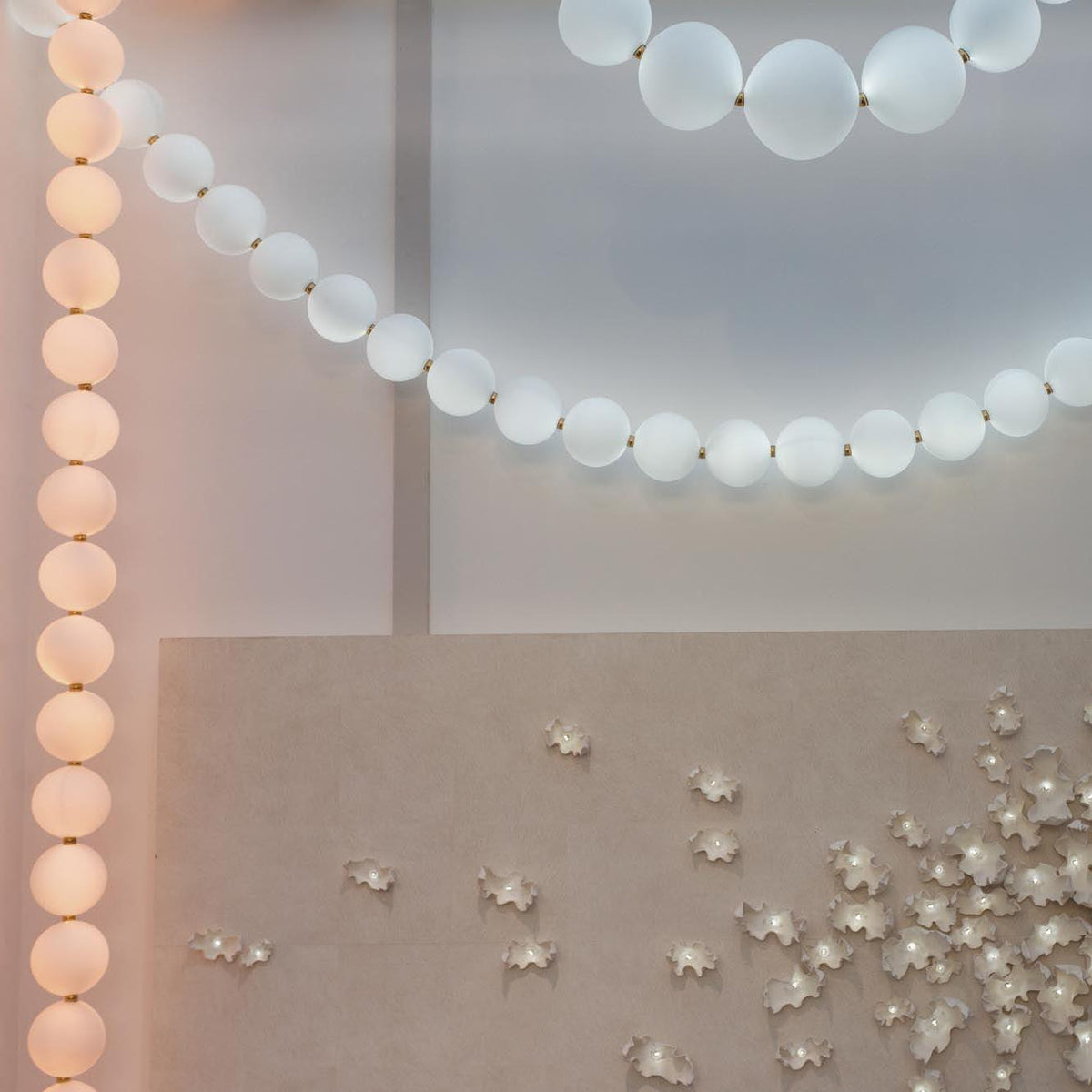 Pearl Necklace Acrylic Ball Chandelier, Modern Gold LED Pendant Light