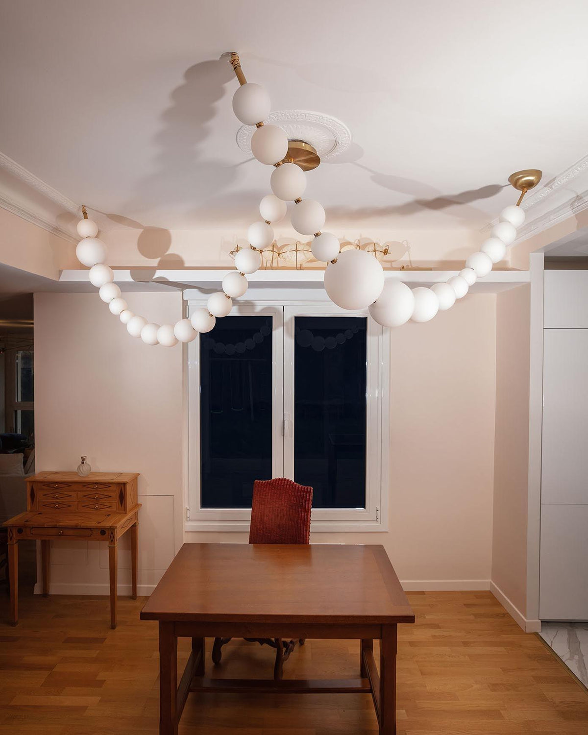 Pearl Necklace Acrylic Ball Chandelier, Modern Gold LED Pendant Light
