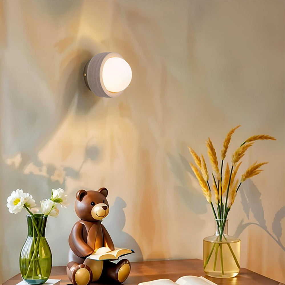 pearla-travertine-wall-lamp