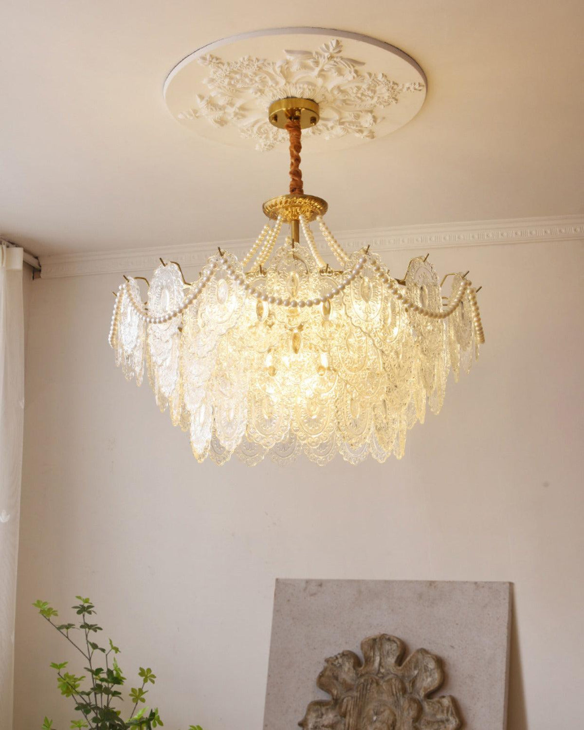 pearls-glass-chandelier