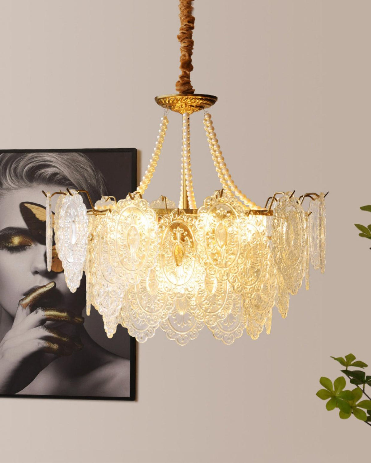 pearls-glass-chandelier