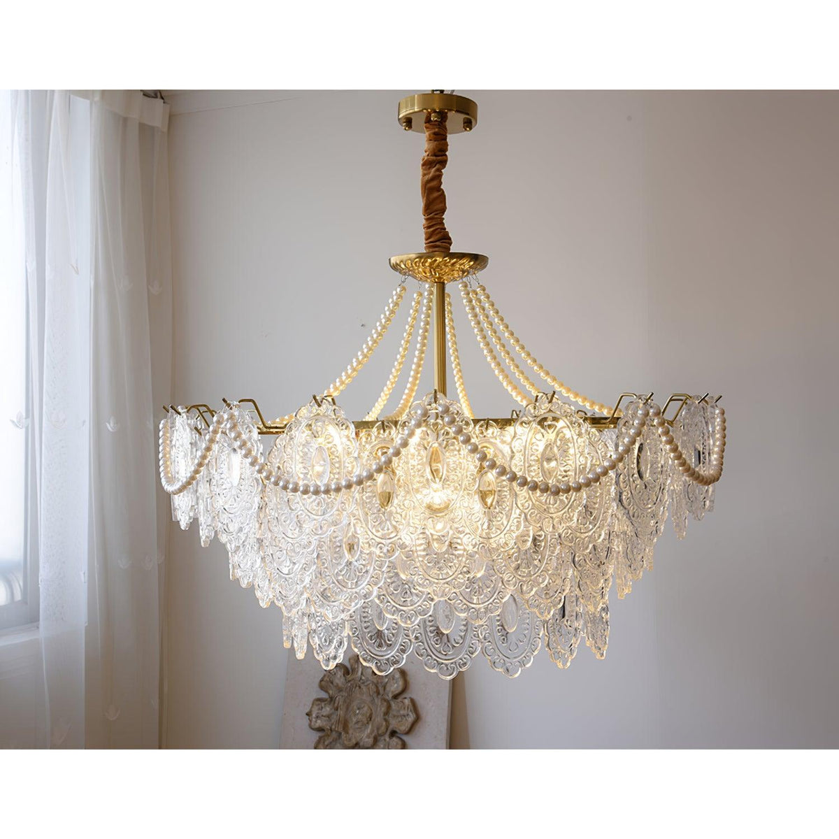 pearls-glass-chandelier