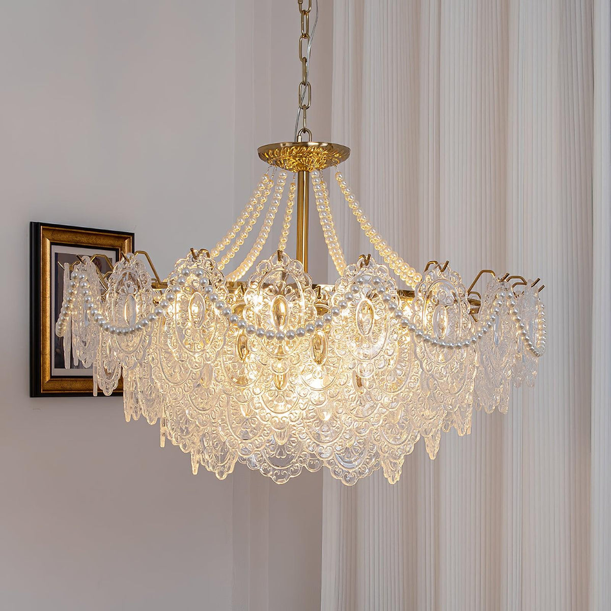 pearls-glass-chandelier