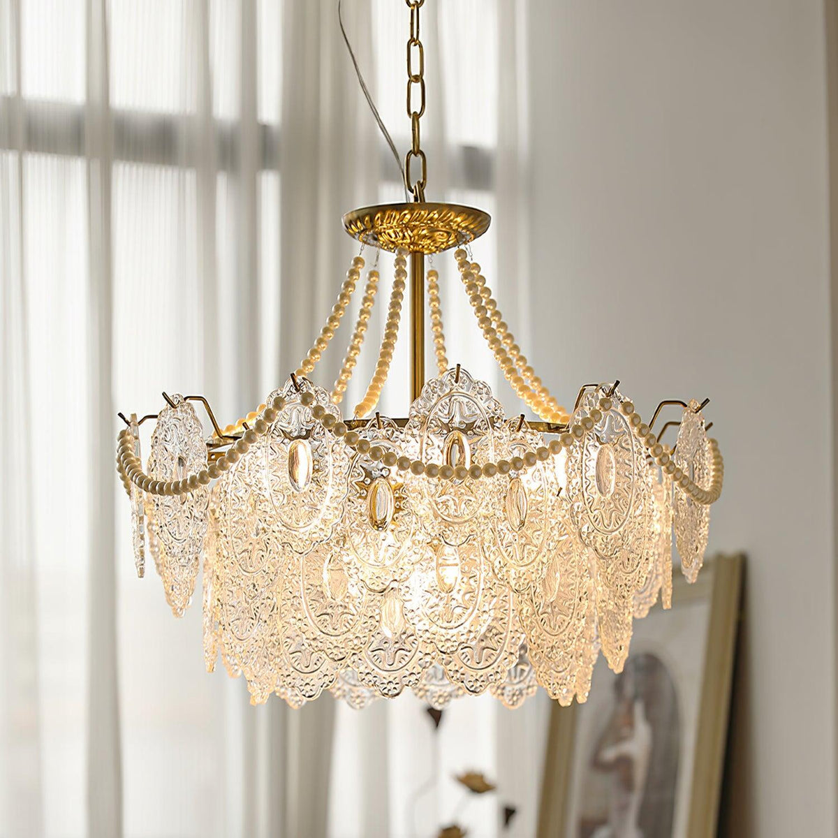 pearls-glass-chandelier