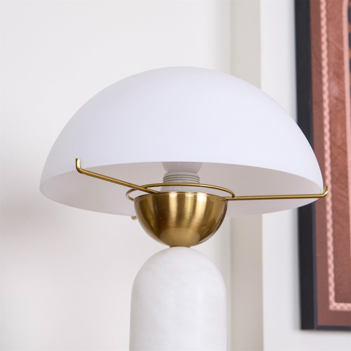 peono-table-lamp