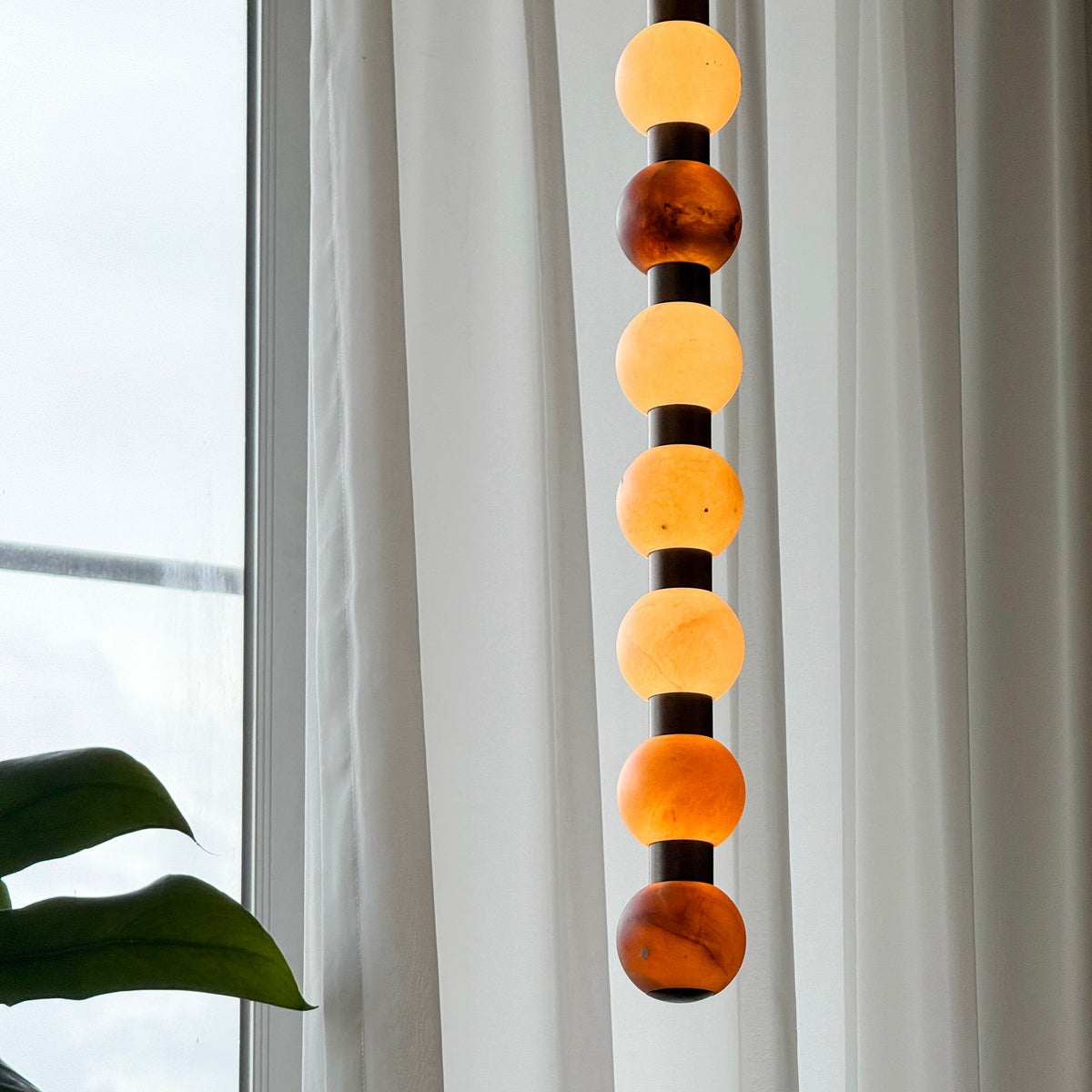 perle-alabaster-pendant-lamp
