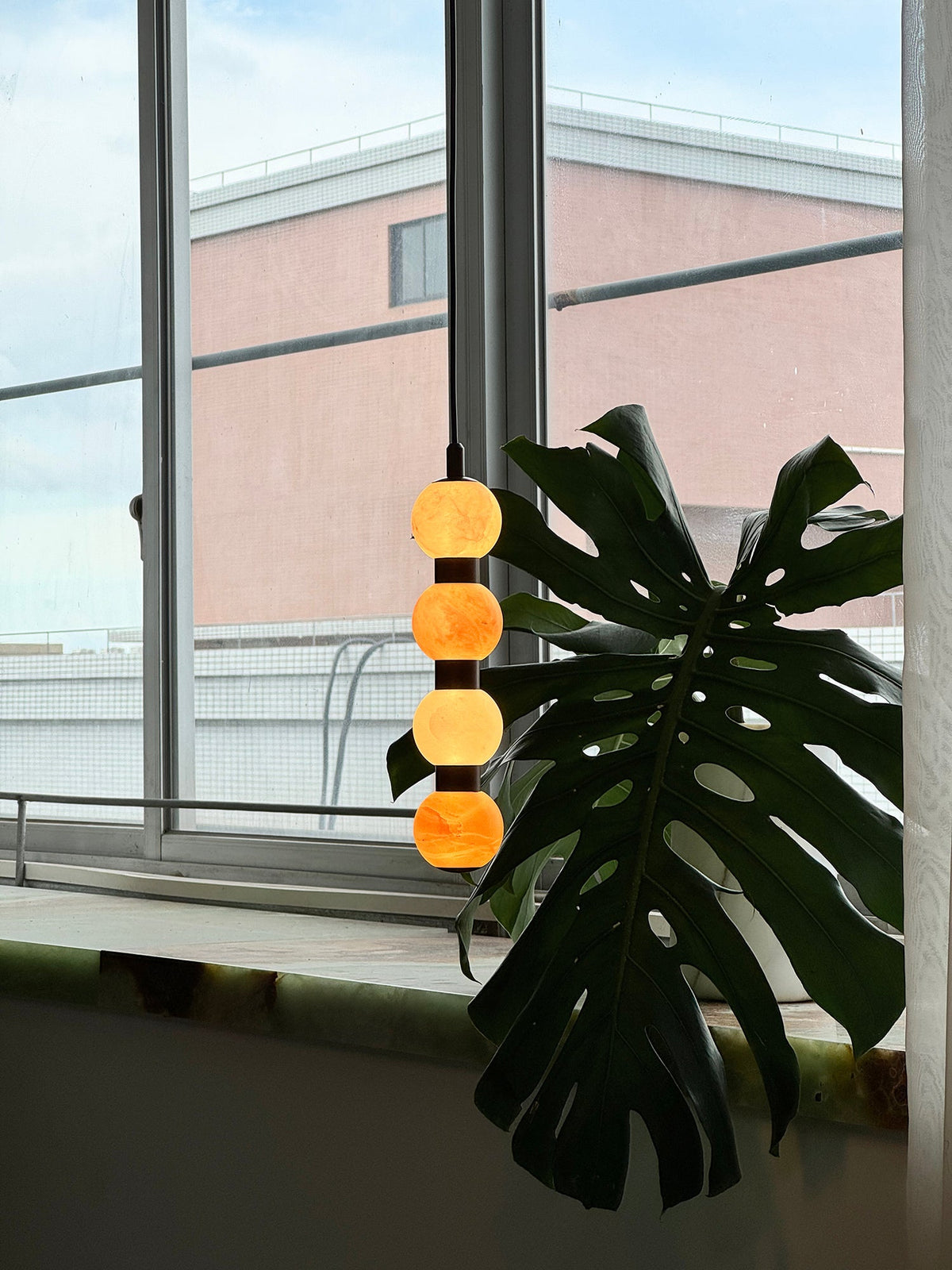perle-alabaster-pendant-lamp