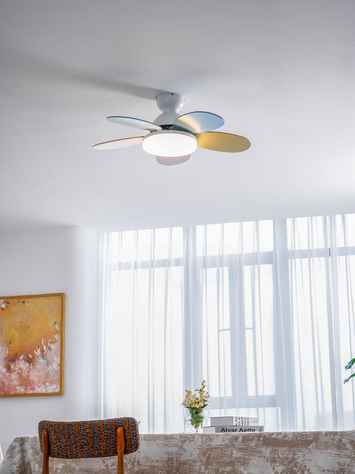 Petalo Six-Blade Wooden Ceiling Fan with Integrated LED Light