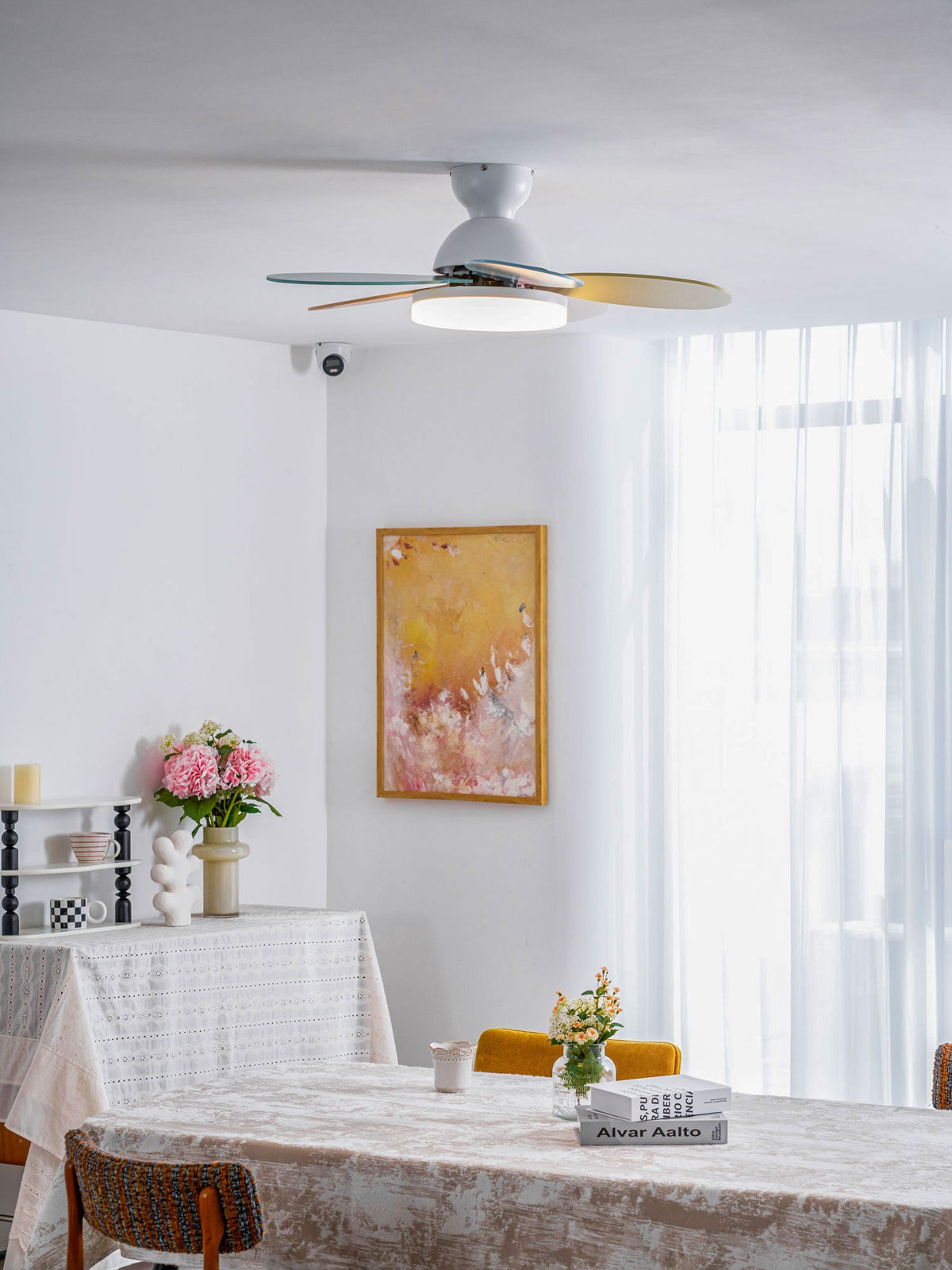 Petalo Six-Blade Wooden Ceiling Fan with Integrated LED Light