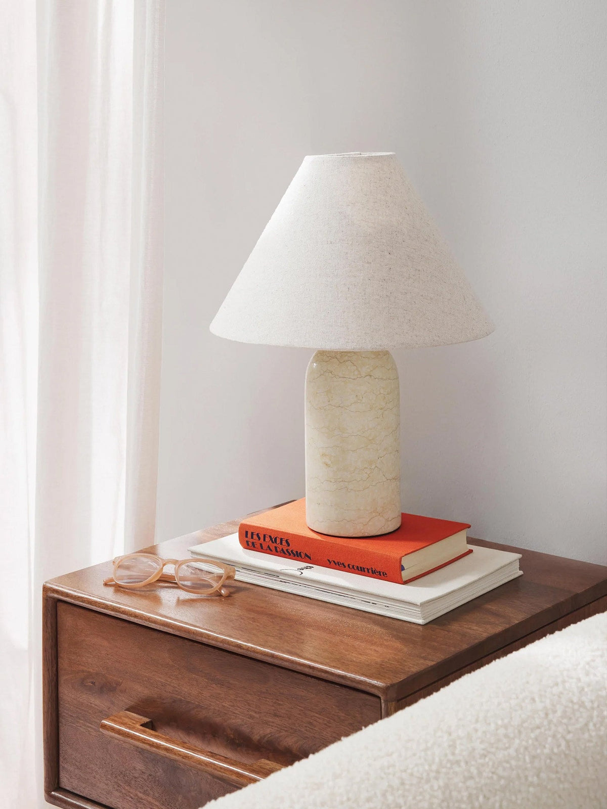 Petra Marble Table Lamp – Natural Stone Column with Linen Shade