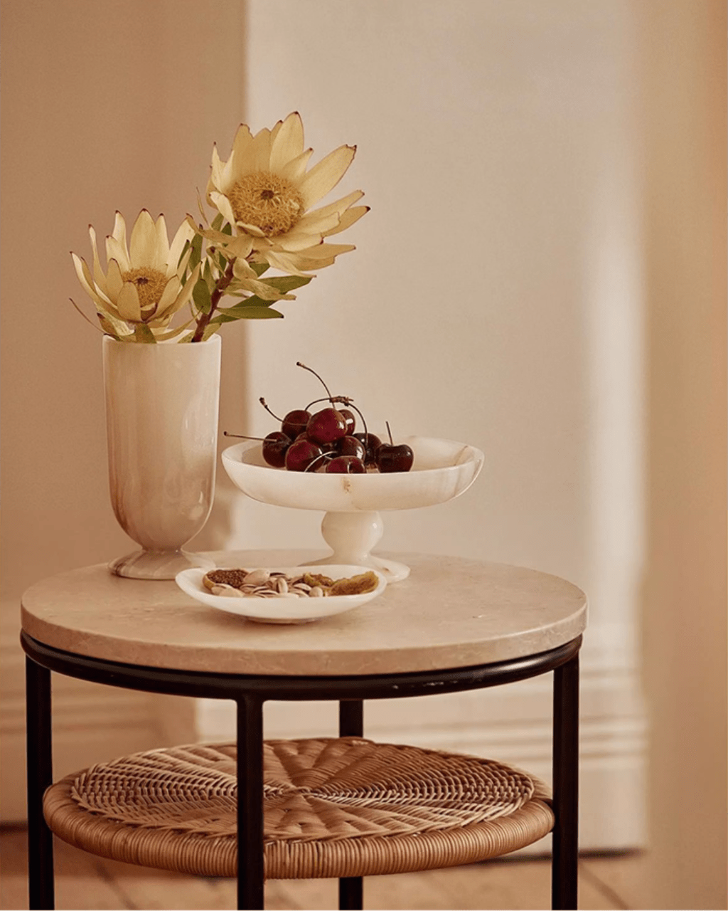 Petra Onyx Marble Pedestal Tray – Decorative Catchall Bowl