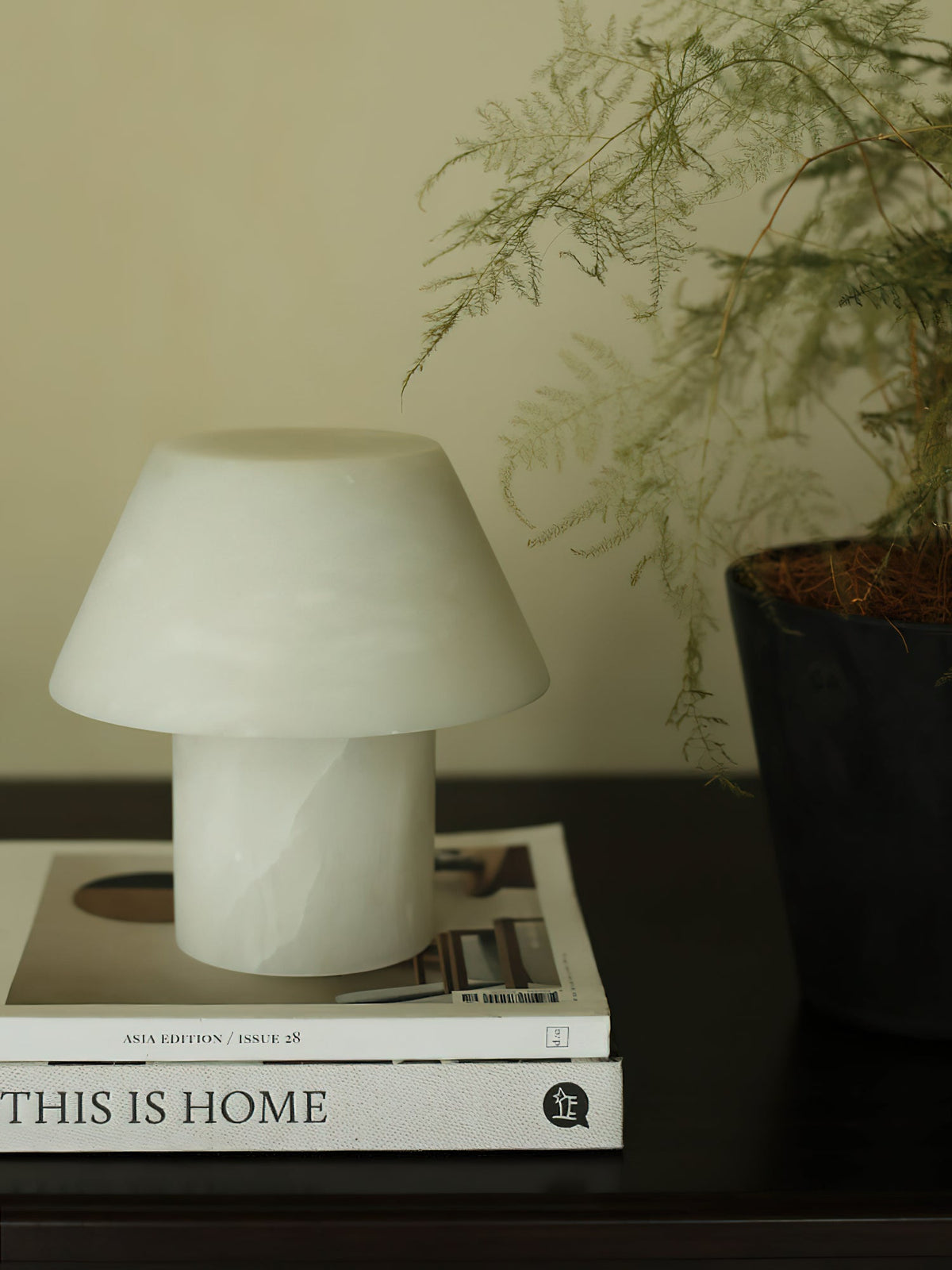 petra-table-lamp
