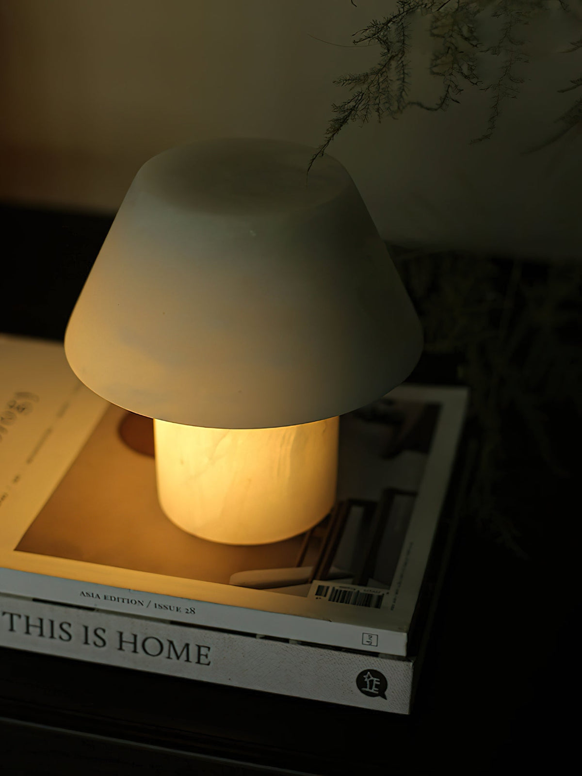 petra-table-lamp