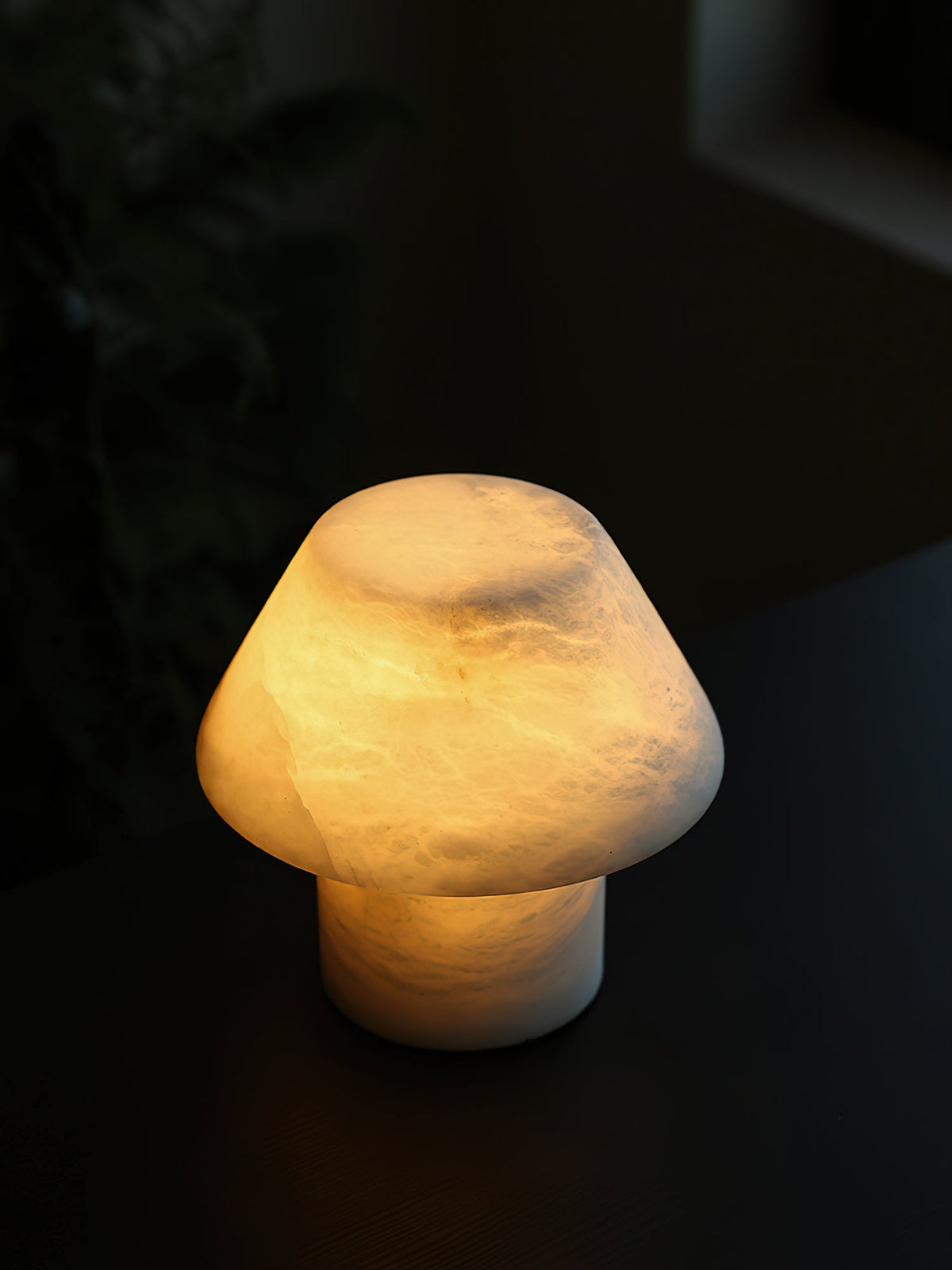 petra-table-lamp