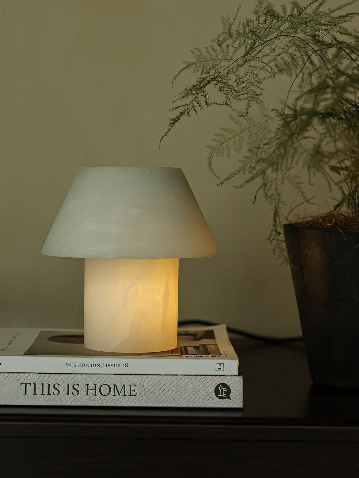 petra-table-lamp