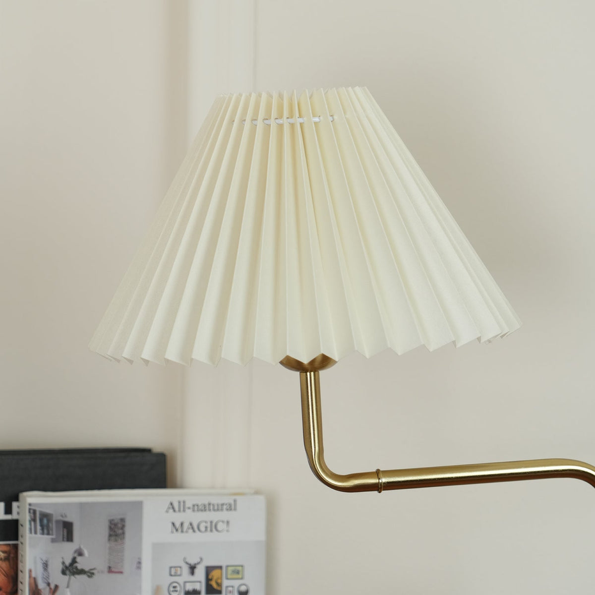 pia-tl-table-lamp