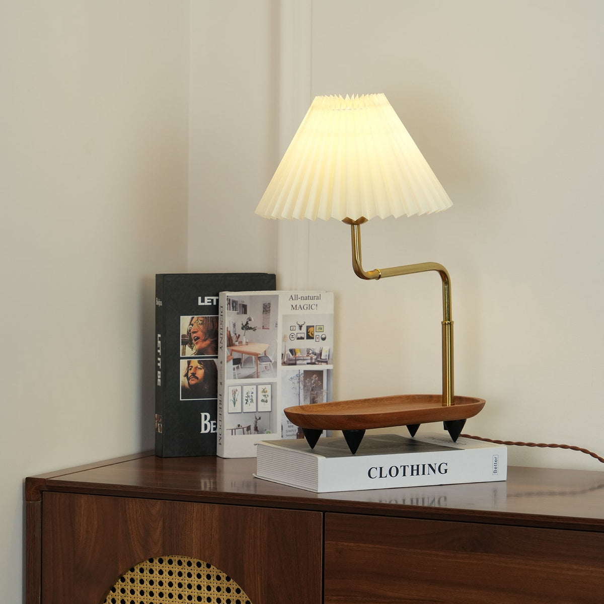 pia-tl-table-lamp
