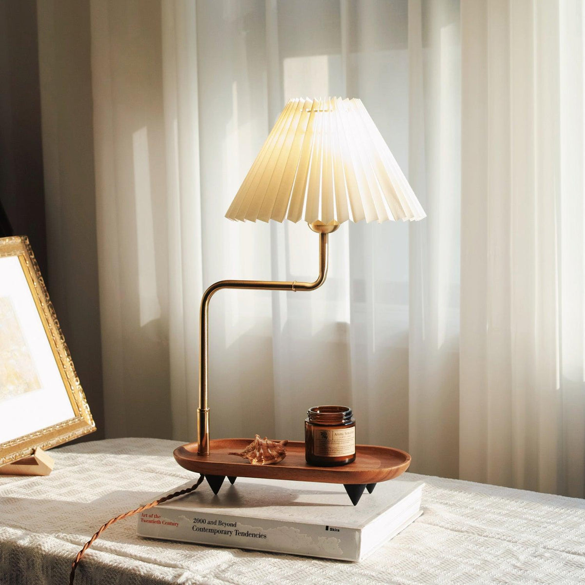 pia-tl-table-lamp