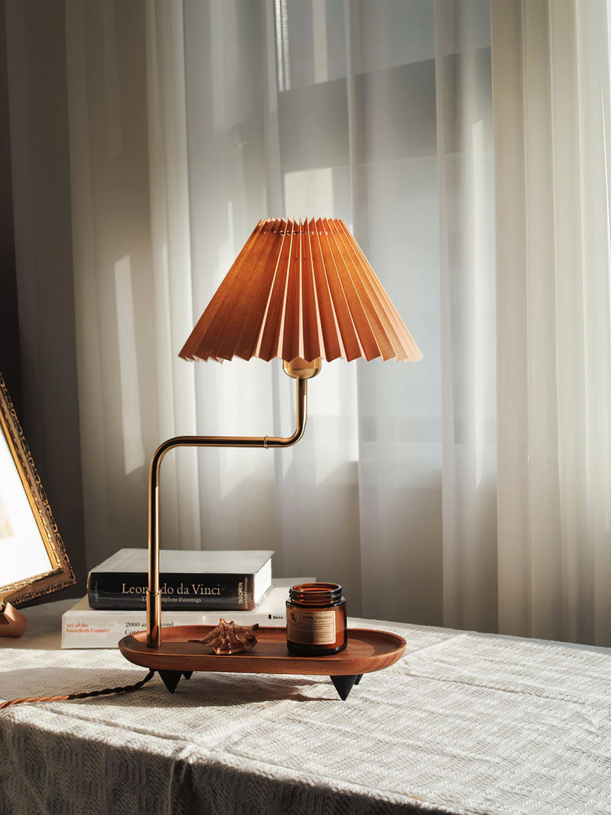 pia-tl-table-lamp