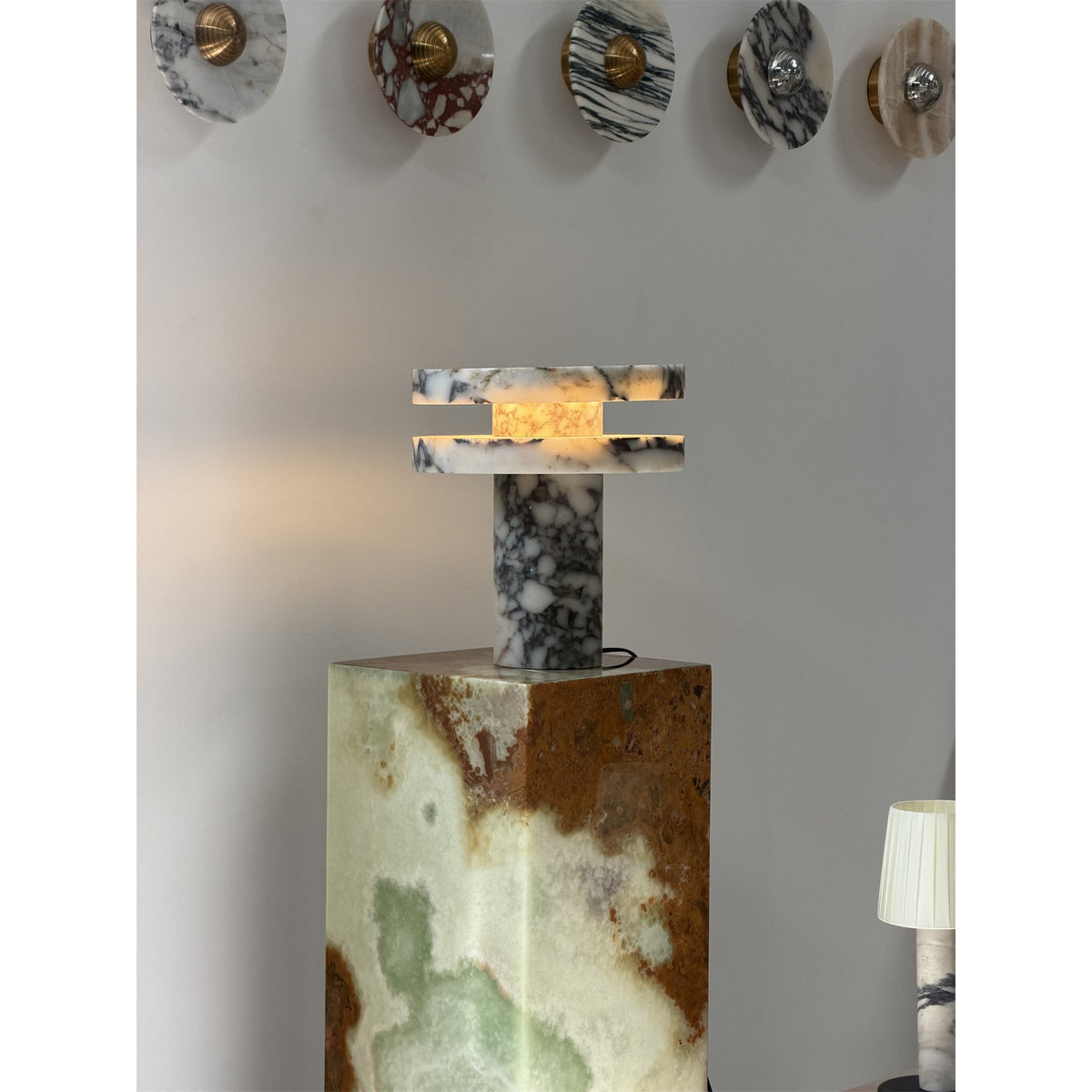 pillar-marble-table-lamp