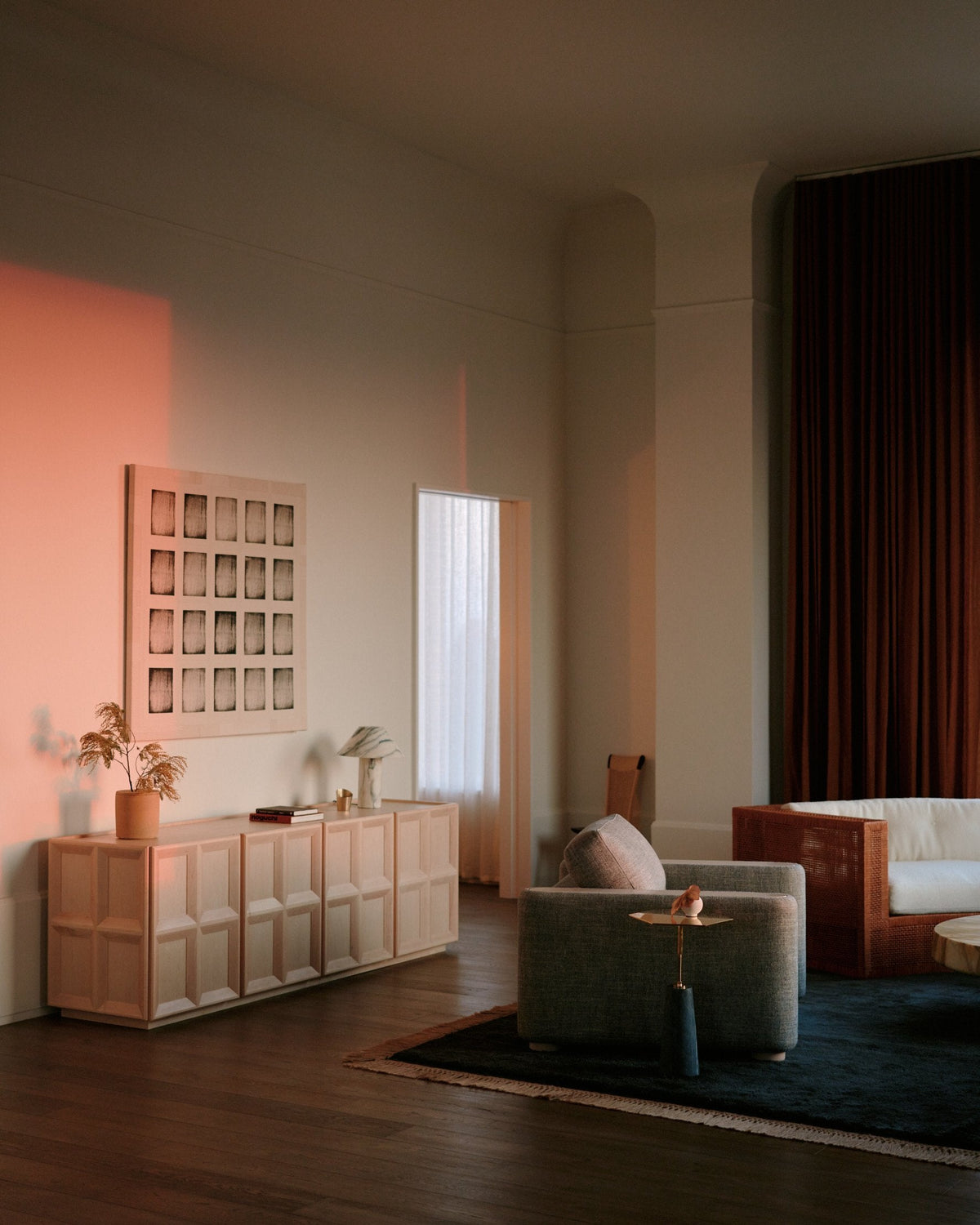 pillar-stone-table-lamp