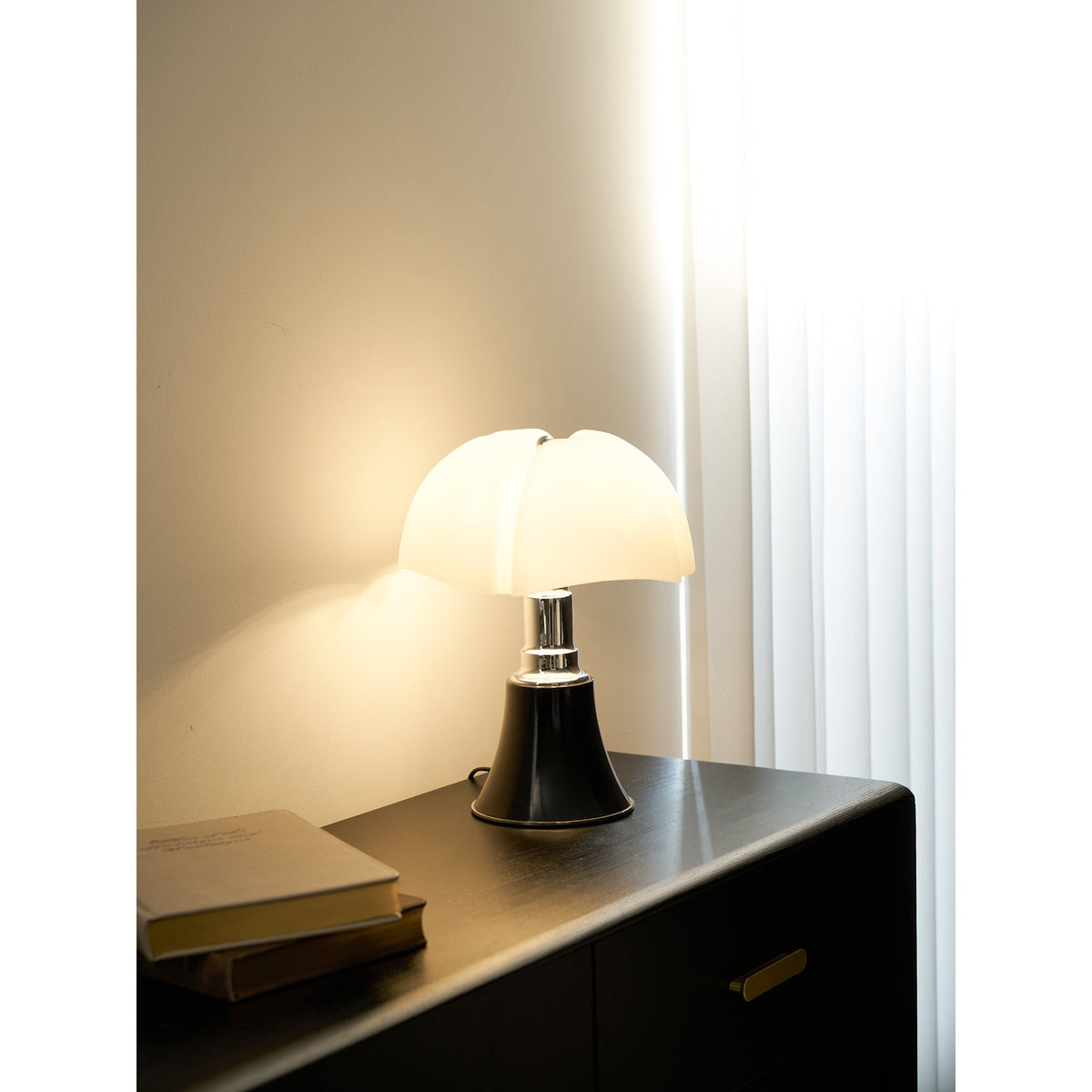 pipistrello-table-lamp
