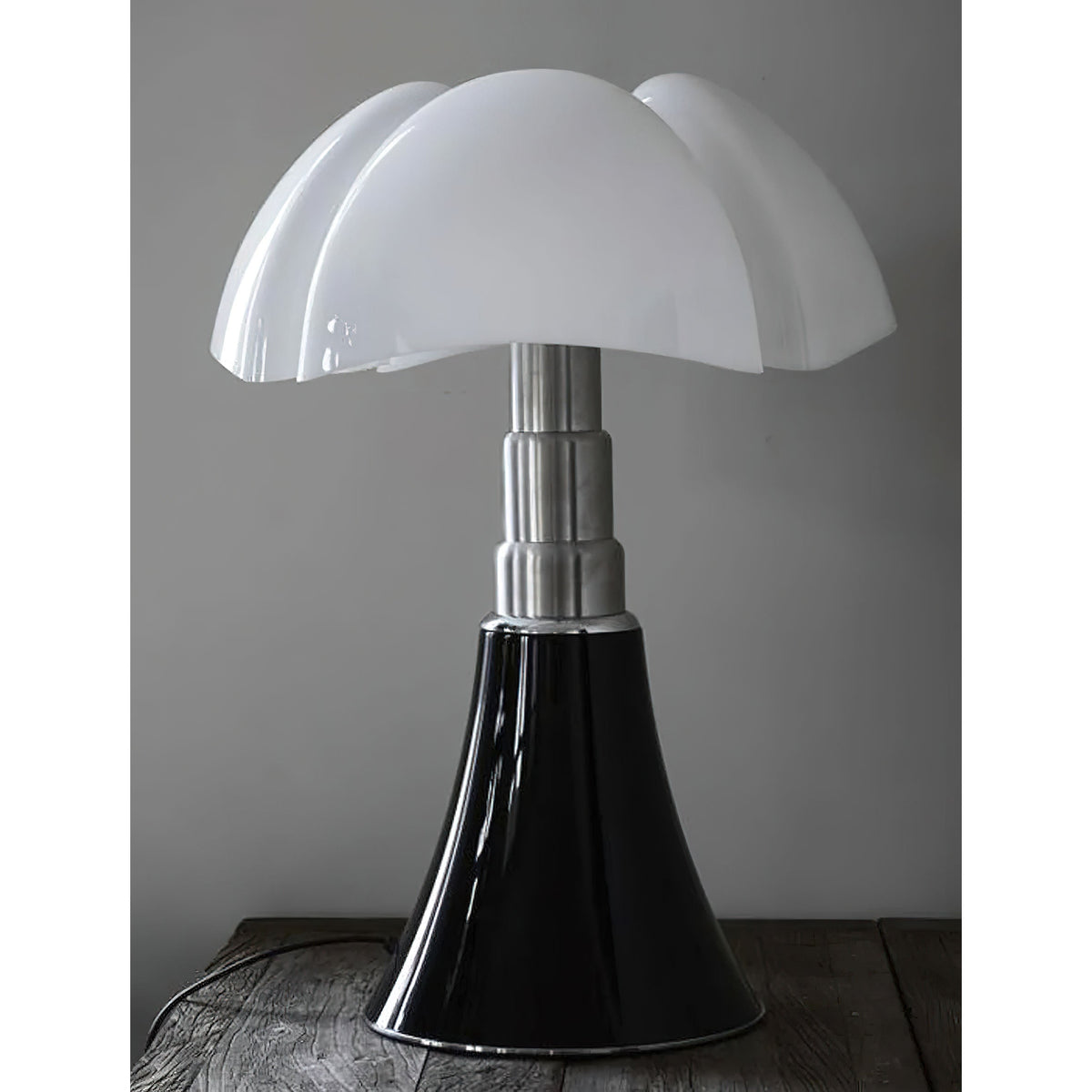 pipistrello-table-lamp