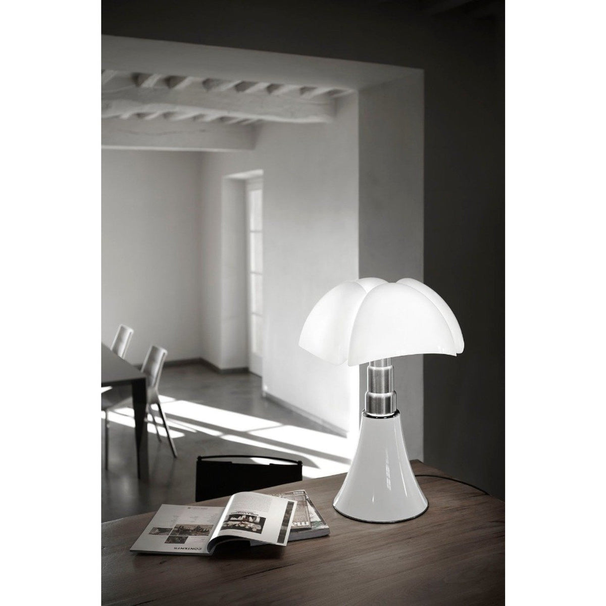 pipistrello-table-lamp
