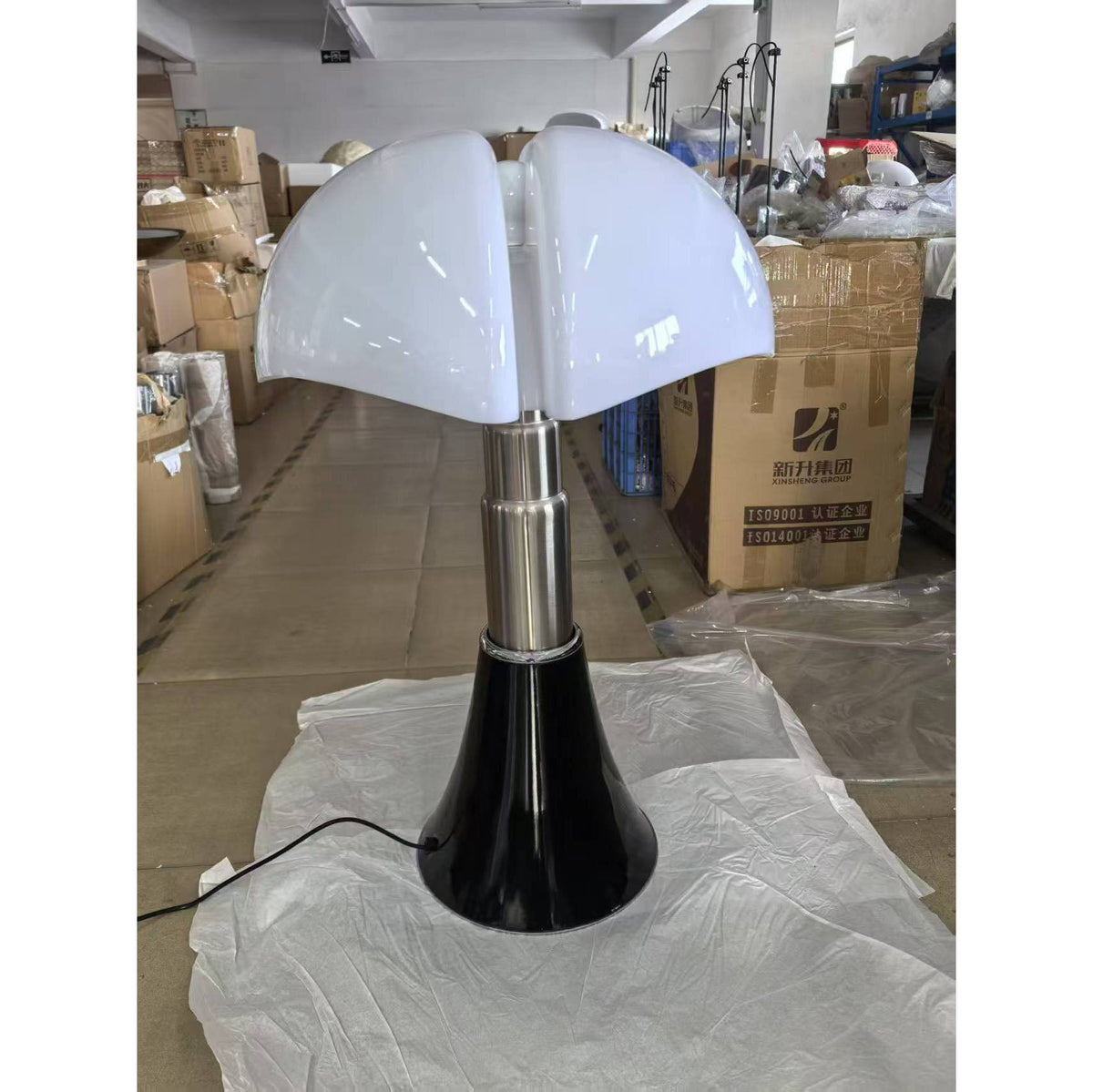 pipistrello-table-lamp