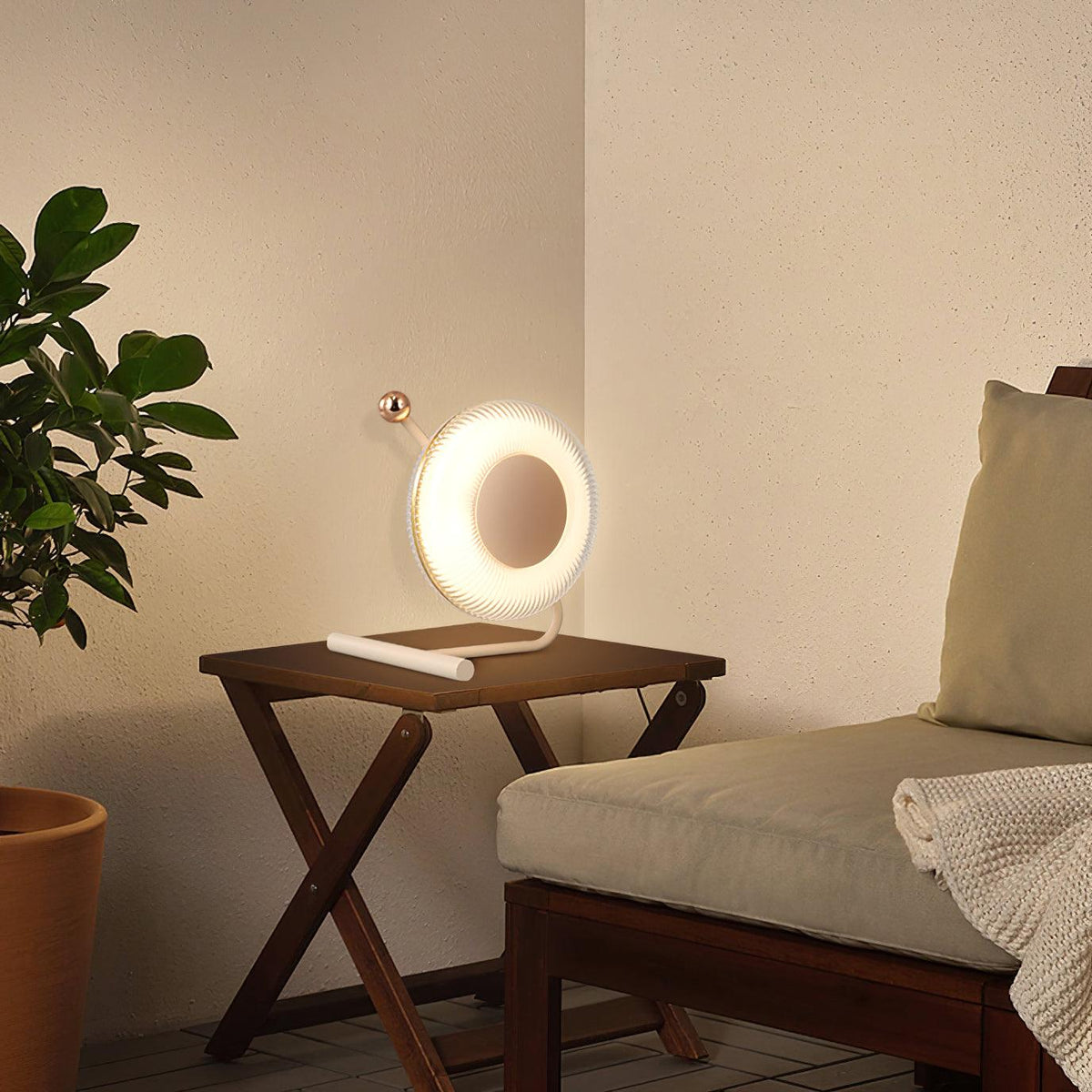Pixo Built In Battery Table Lamp