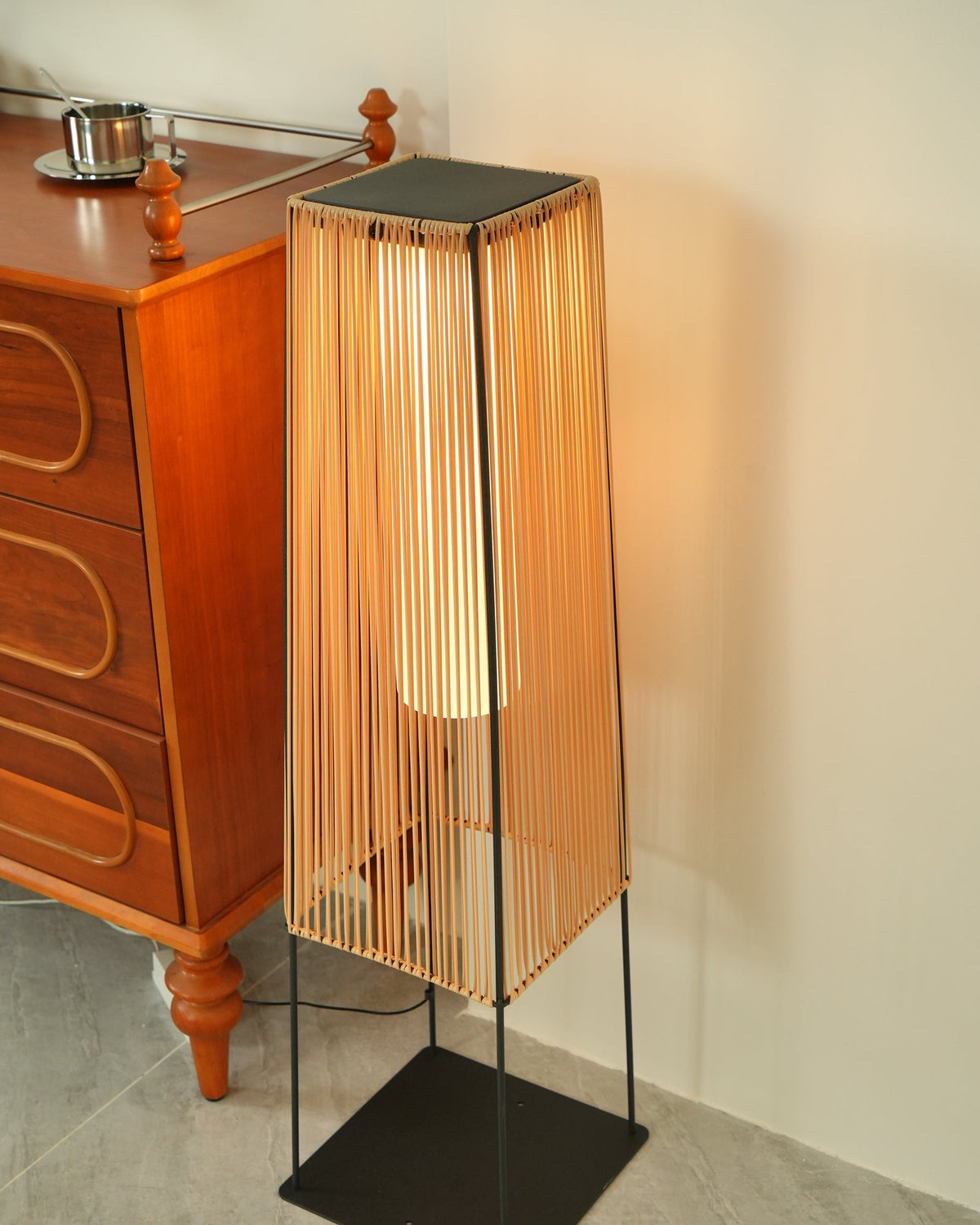 Plastic Rattaplastic Rattan Outdoor Post Light With Solar Panel