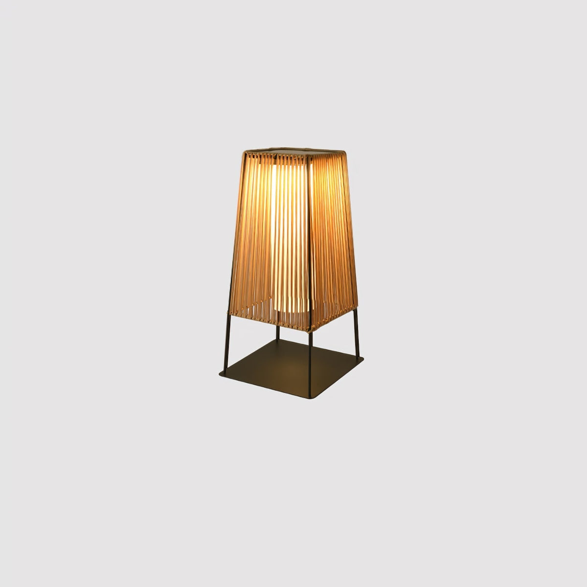 Plastic Rattaplastic Rattan Outdoor Post Light With Solar Panel